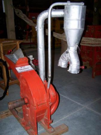 Modern hammermill piping